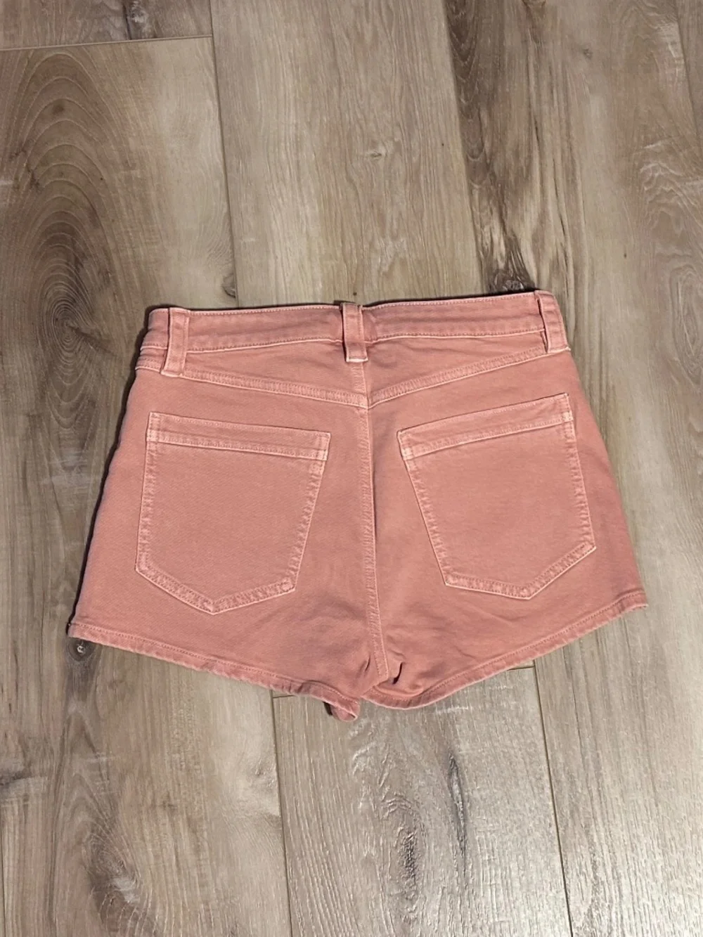 American Eagle Perfect Shortie - Size is 6